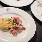 Ξενοδοχείο De Londres 3*